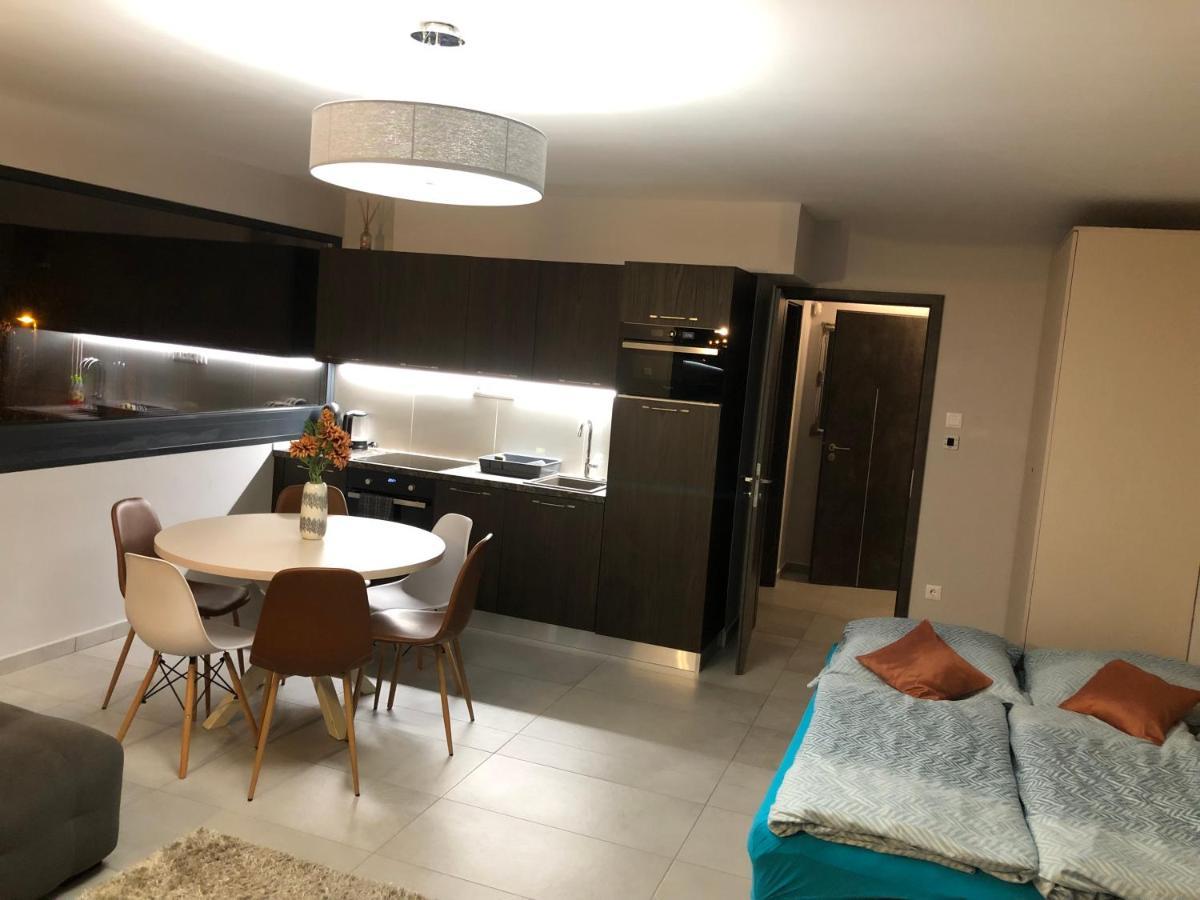 Ferienwohnung Szeged Gyoengye Lux Exterior foto